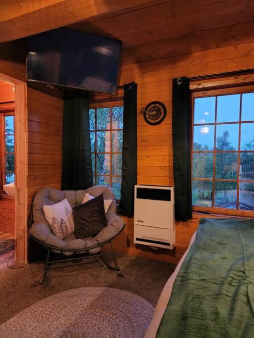 The Eagle'S Nest Treehouse Cabin Palmer Εξωτερικό φωτογραφία