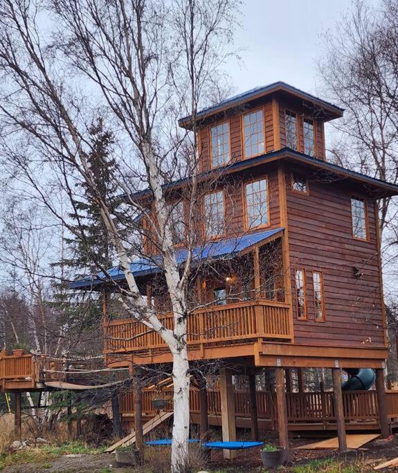 The Eagle'S Nest Treehouse Cabin Palmer Εξωτερικό φωτογραφία