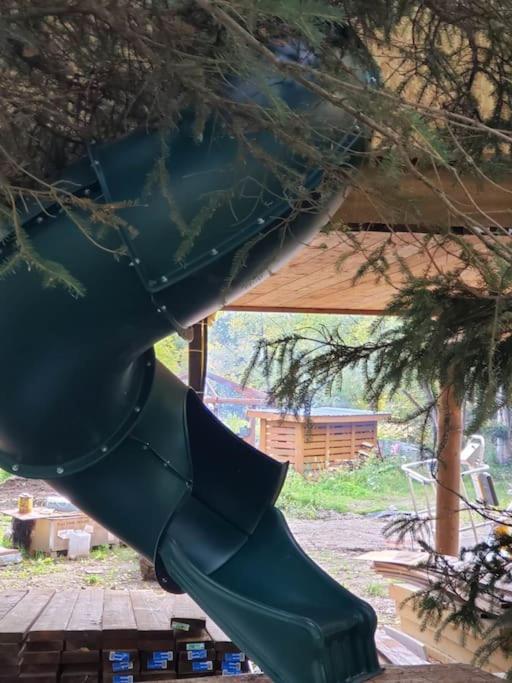 The Eagle'S Nest Treehouse Cabin Palmer Εξωτερικό φωτογραφία